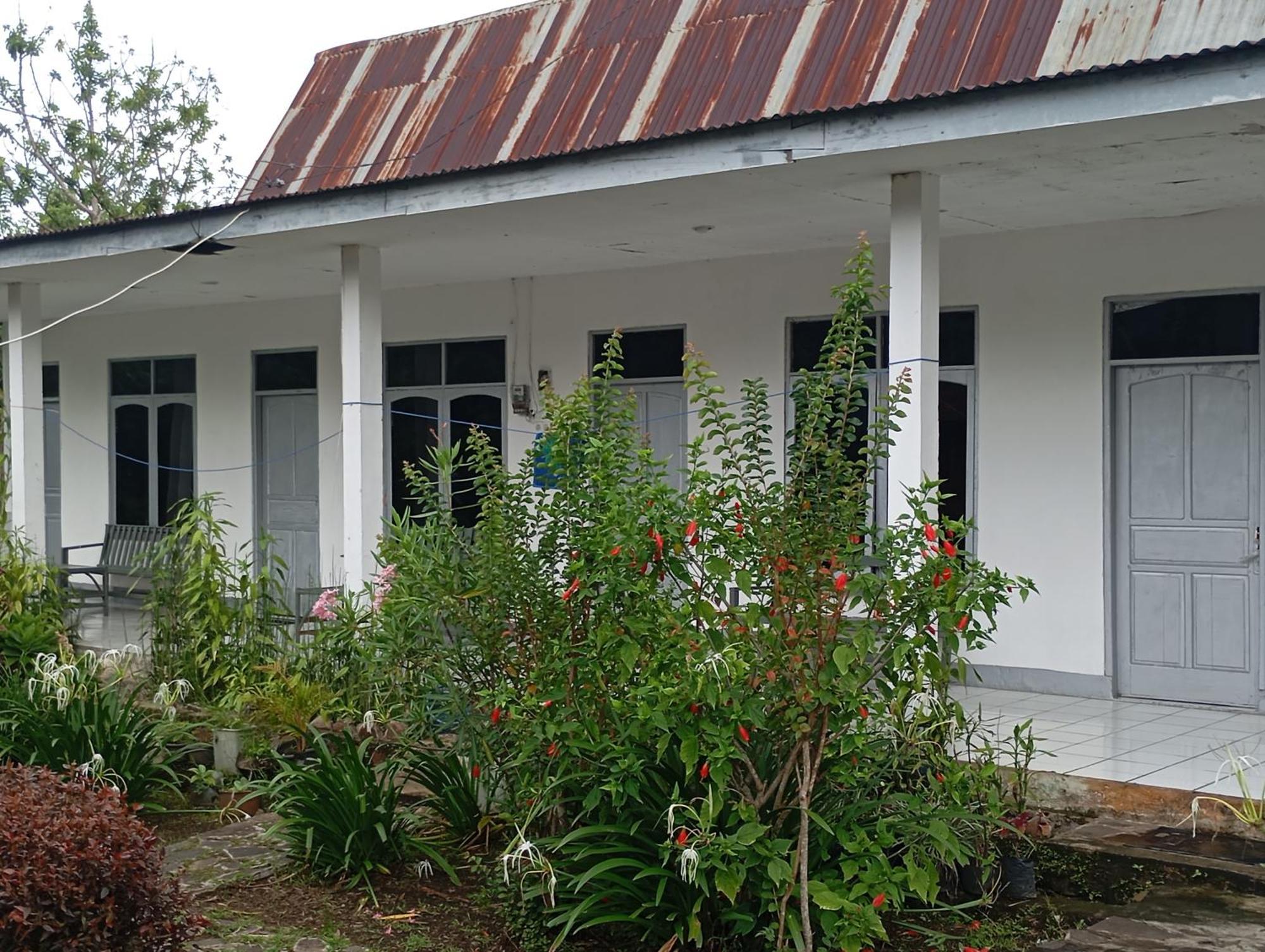 Hidayah Homestay Kelimutu Εξωτερικό φωτογραφία
