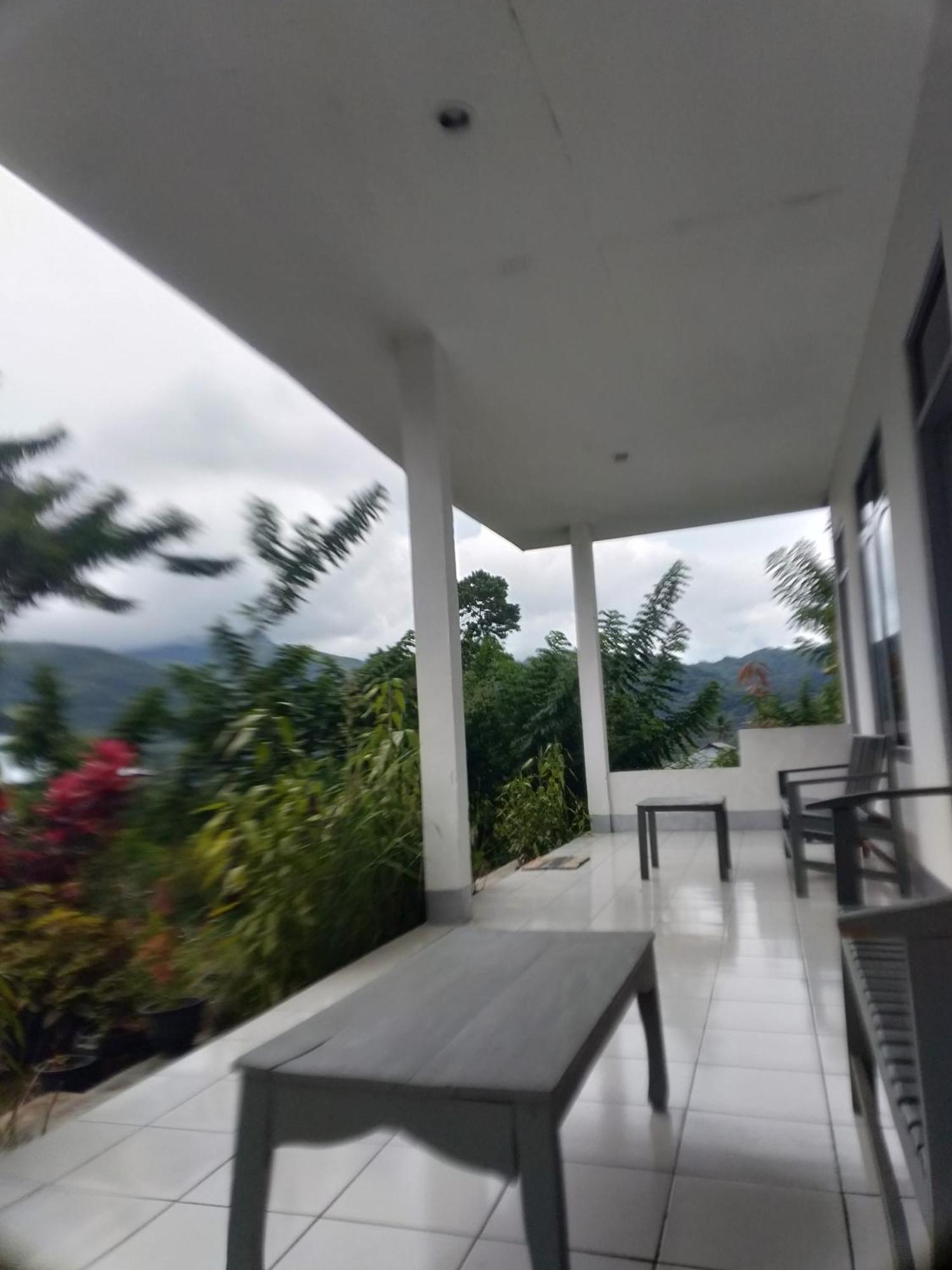 Hidayah Homestay Kelimutu Δωμάτιο φωτογραφία